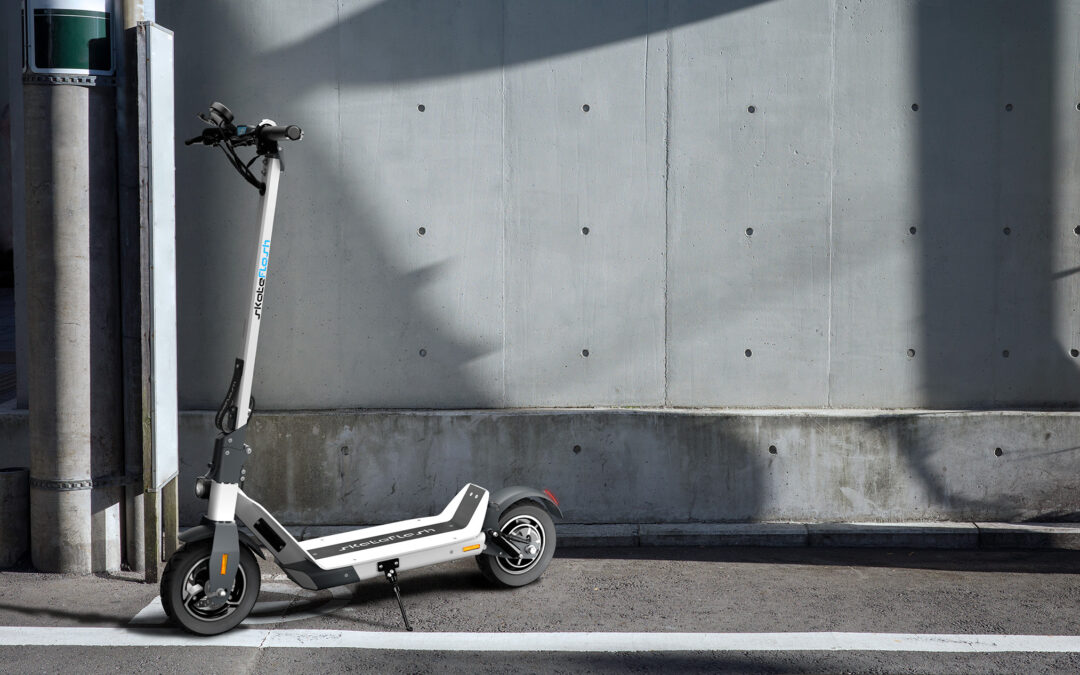 Usa tu patinete eléctrico sin olvidarte de la seguridad vial